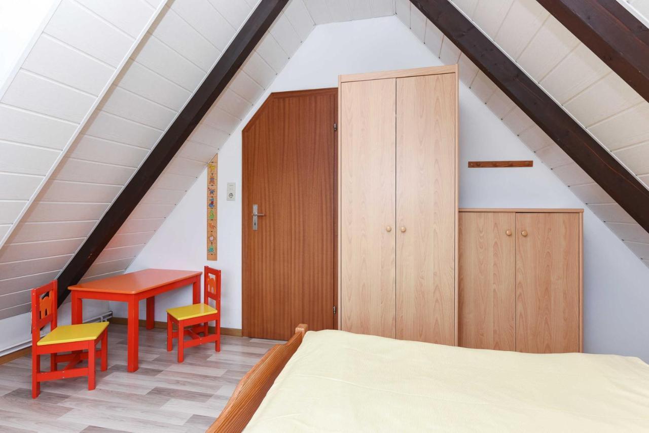 Ferienhaus Leuchtturm Bensersiel Habitación foto